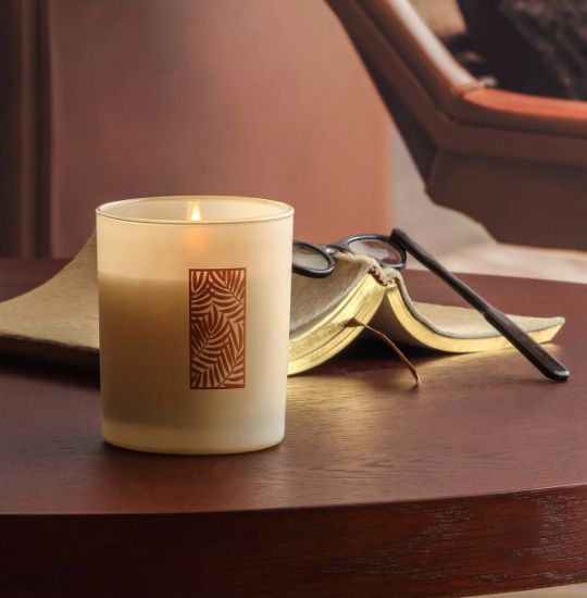 Picture of Glass Candle Peonylone R150 - Beige